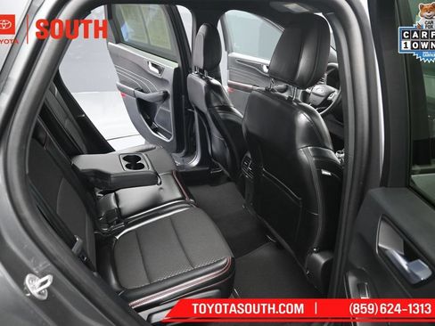 Used 2025 Ford Escape ST-Line AWD/4WD image 28