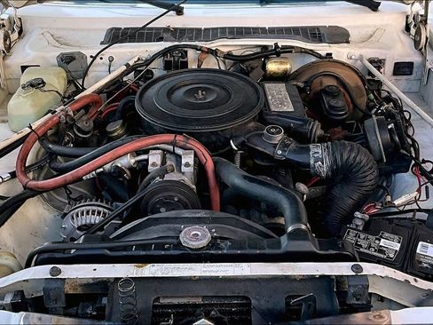 Used 1987 Chrysler Fifth Avenue RWD image 26
