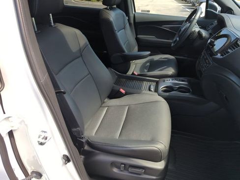 Certified 2023 Honda Passport EX-L image 37