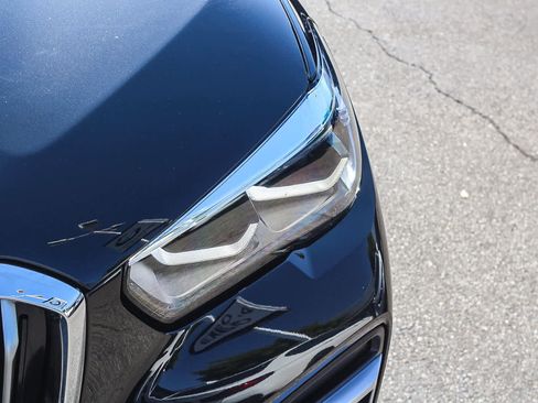 Certified 2023 BMW X5 sDrive40i w/ Premium Package image 10