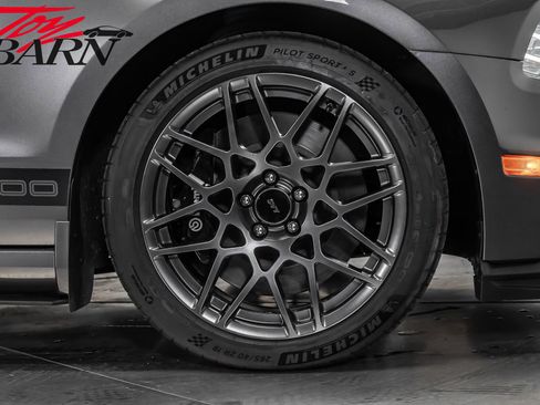 Used 2014 Ford Mustang Shelby GT500 w/ Equipment Group 821A image 17
