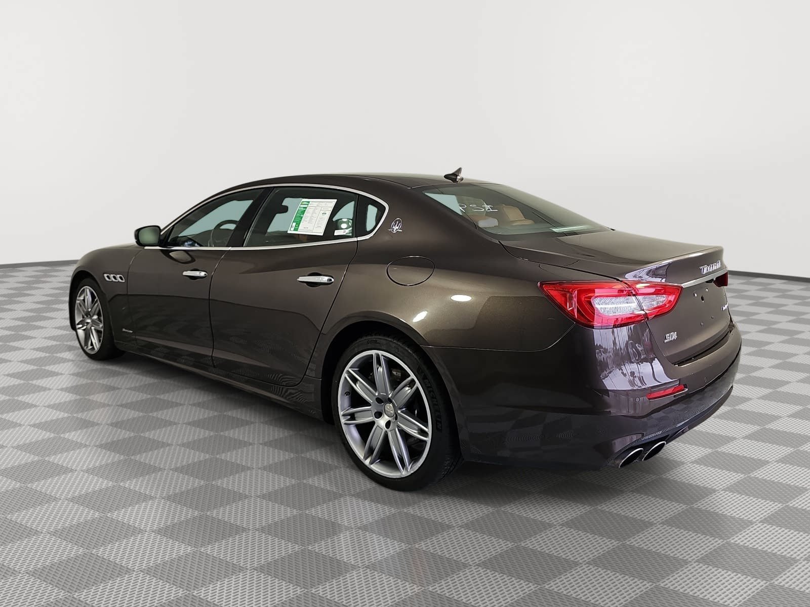 Used 2018 Maserati Quattroporte S GranLusso Q4 AWD/4WD image 6