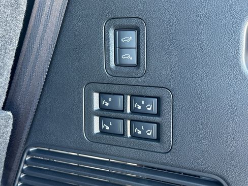 New 2026 Nissan Armada Platinum Reserve image 20