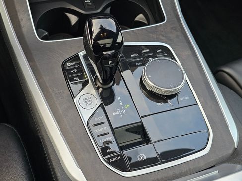 Certified 2022 BMW X5 xDrive40i w/ Parking Assistance Package image 23