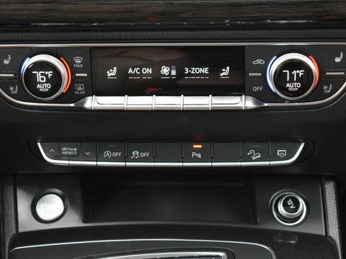 Used 2018 Audi Q5 2.0T Premium Plus w/ Premium Plus Package image 22