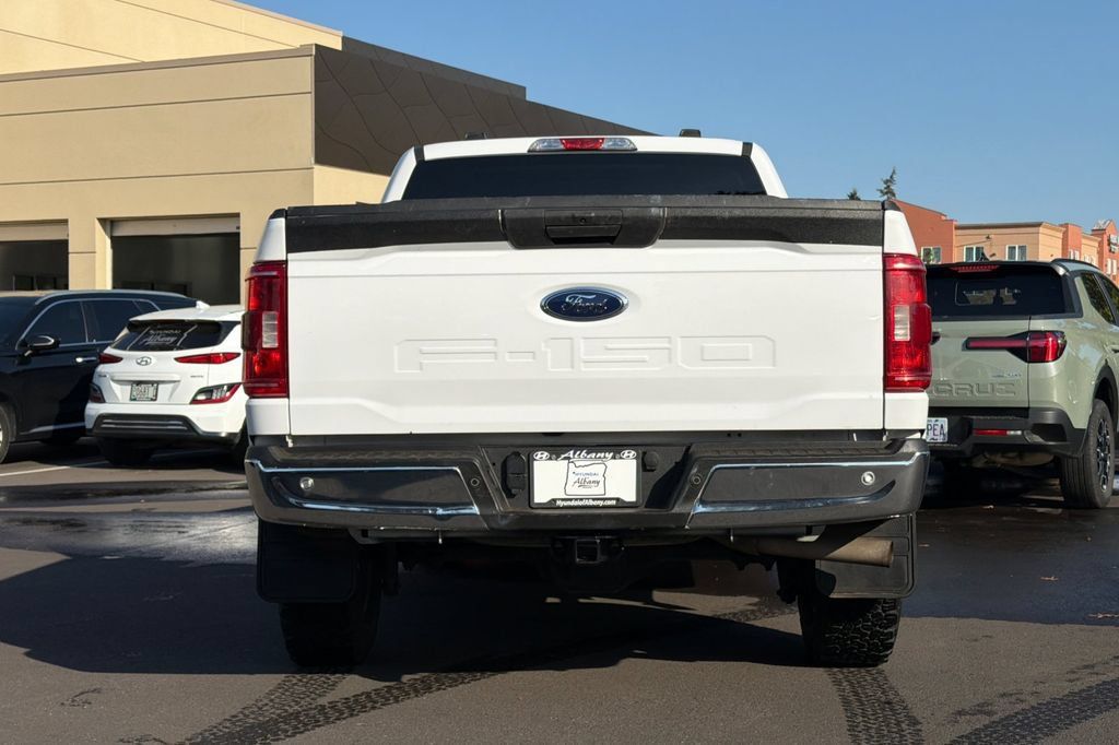 Used 2021 Ford F150 XLT AWD/4WD image 5