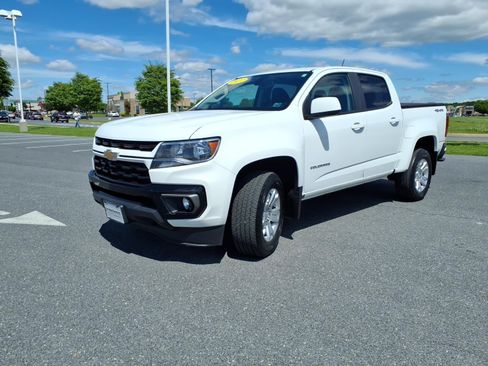 Certified 2022 Chevrolet Colorado LT w/ LT Convenience Package AWD/4WD image 2