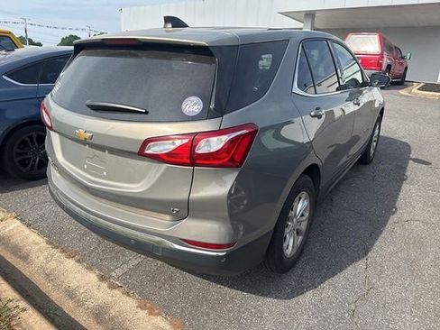 Used 2018 Chevrolet Equinox LT FWD image 4
