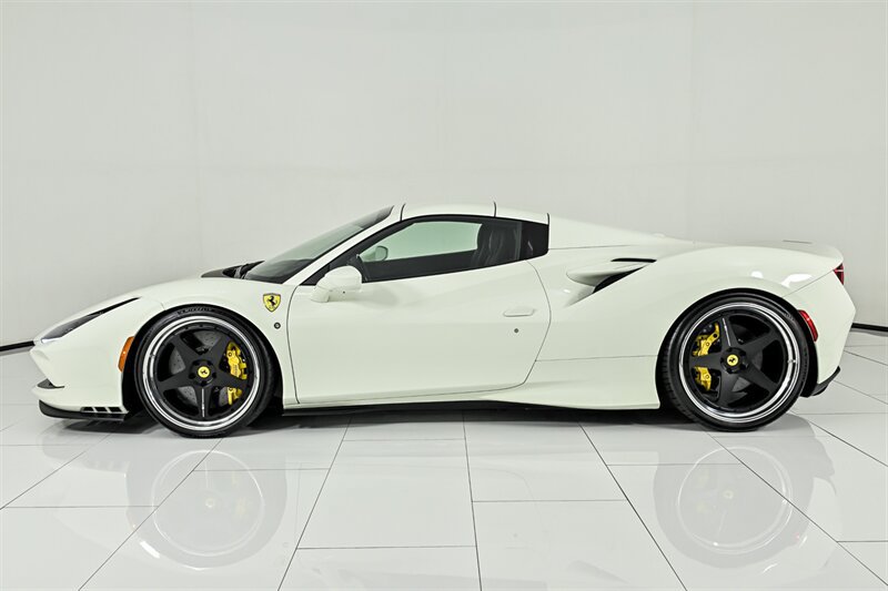 Used 2022 Ferrari F8 Tributo RWD image 24