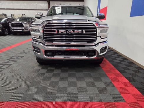 Used 2019 RAM 2500 Laramie AWD/4WD image 16