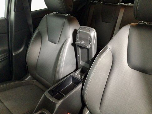 Used 2022 Buick Encore GX Preferred w/ Cold Weather Comfort Package image 25