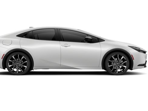 New 2026 Toyota Prius Plug-In Hybrid FWD image 30