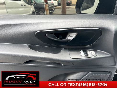 Used 2019 Mercedes-Benz Metris Standard Roof 126 Wheelbase image 18