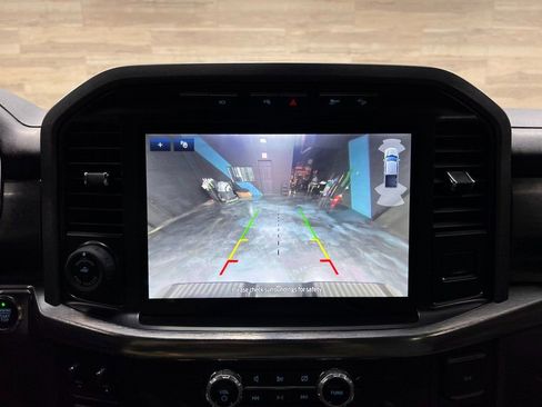 Used 2022 Ford F150 Lariat w/ Equipment Group 502A High image 8