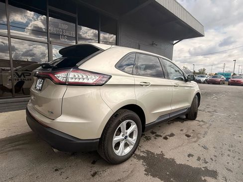 Used 2017 Ford Edge SE image 5