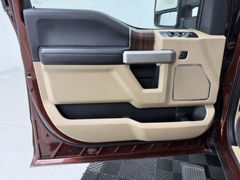 Used 2015 Ford F150 Lariat w/ Equipment Group 501A Mid image 13