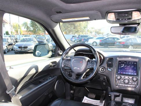 Used 2019 Dodge Durango R/T w/ Technology Group image 32