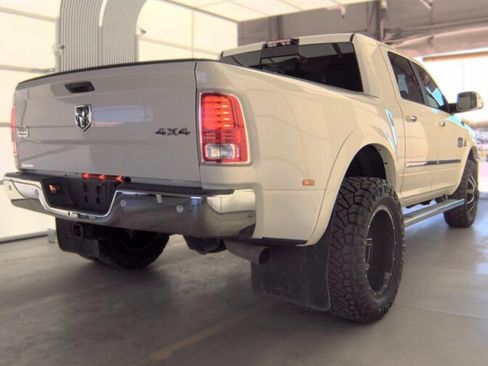Used 2017 RAM 3500 Laramie Longhorn AWD/4WD image 3