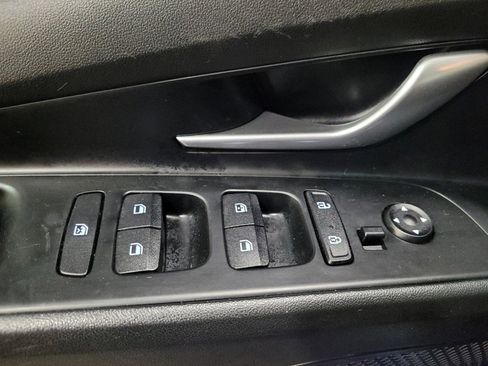 Used 2023 Hyundai Elantra SEL FWD image 27