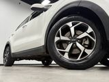 Used 2021 Kia Sportage LX image 2