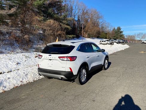Certified 2022 Ford Escape SE w/ Convenience Package image 7