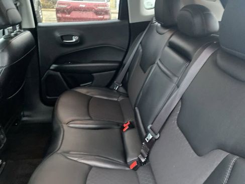 Certified 2019 Jeep Compass Altitude image 16