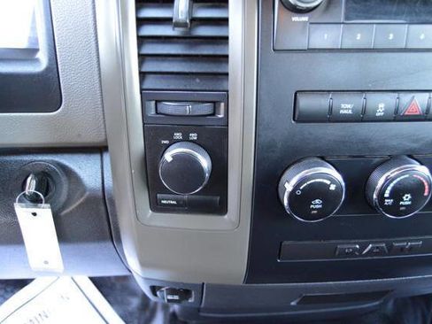 Used 2011 RAM 1500 Express image 18