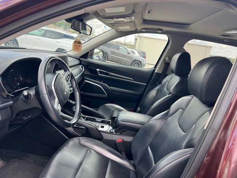 Used 2022 Kia Telluride S AWD/4WD image 9