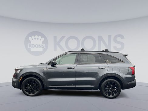 Used 2021 Kia Sorento S w/ Panoramic Sunroof Package image 2