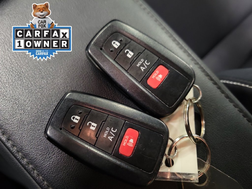 Used 2021 Toyota Prius Prime XLE FWD image 21