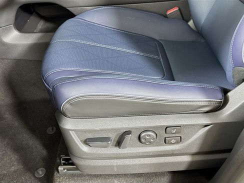 New 2026 INFINITI QX80 4WD w/ Sport Exterior Package image 23