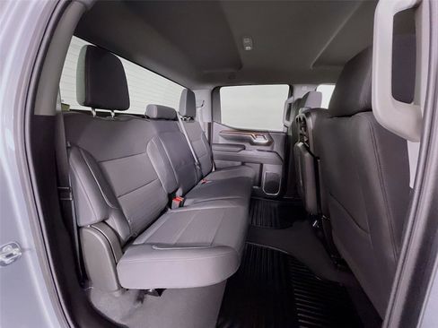 Certified 2025 Chevrolet Silverado 1500 LT image 31