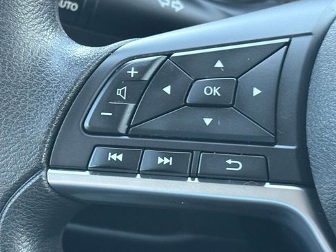 Certified 2023 Nissan Kicks SV image 19