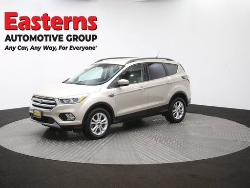 Used 2018 Ford Escape SE w/ SE Sync 3 Package AWD/4WD image 56