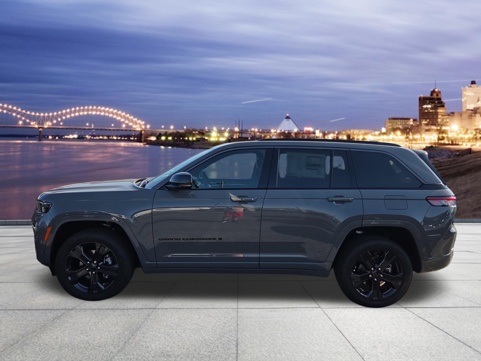 New 2027 Jeep Grand Cherokee Limited AWD/4WD image 2