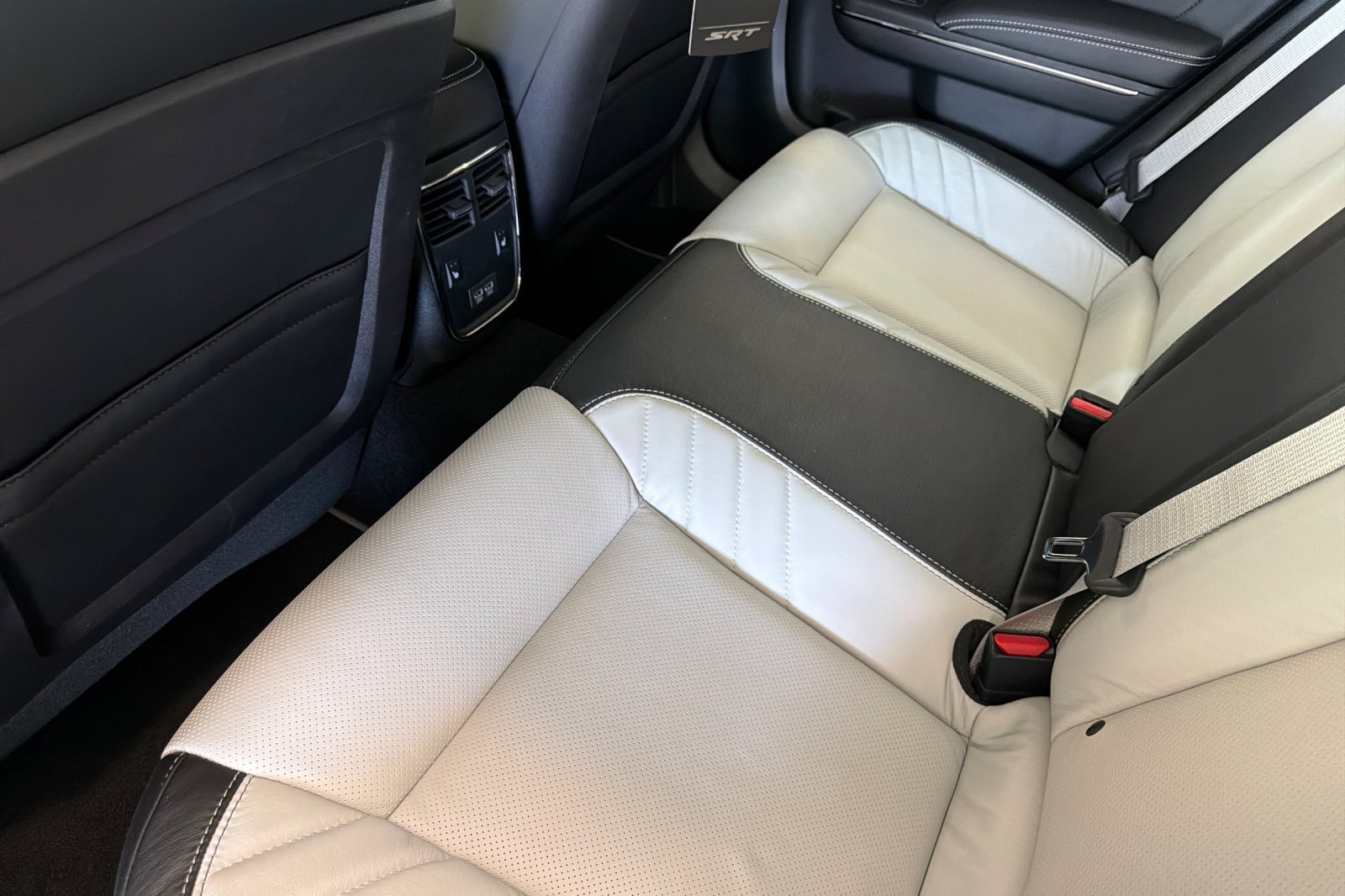 Used 2023 Dodge Charger SRT Hellcat RWD image 13