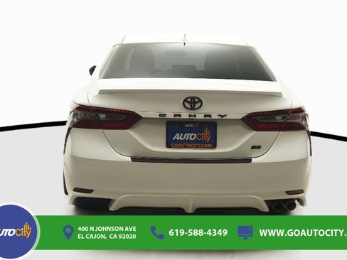 Used 2024 Toyota Camry SE w/ Blackout Package (TMS) FWD image 12