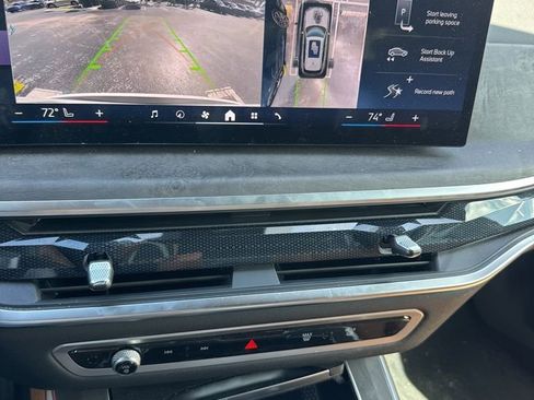 Used 2024 BMW X5 sDrive40i w/ Parking Assistance Package image 2