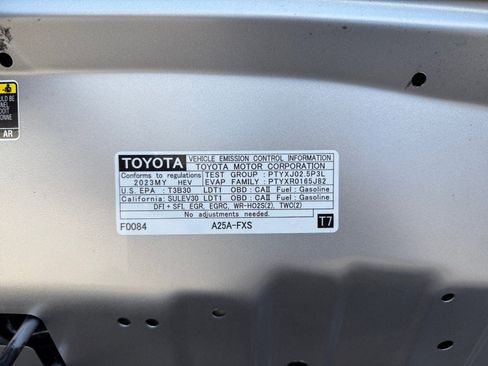 Used 2023 Toyota RAV4 LE AWD/4WD image 14
