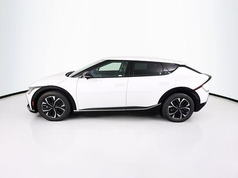 Used 2024 Kia EV6 Wind w/ Wind Technology Package AWD/4WD image 4