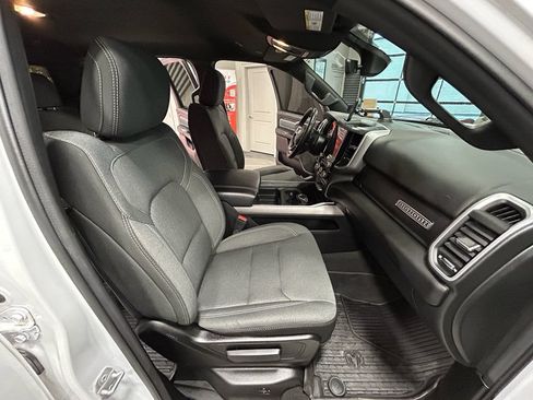 Used 2022 RAM 1500 Big Horn AWD/4WD image 40
