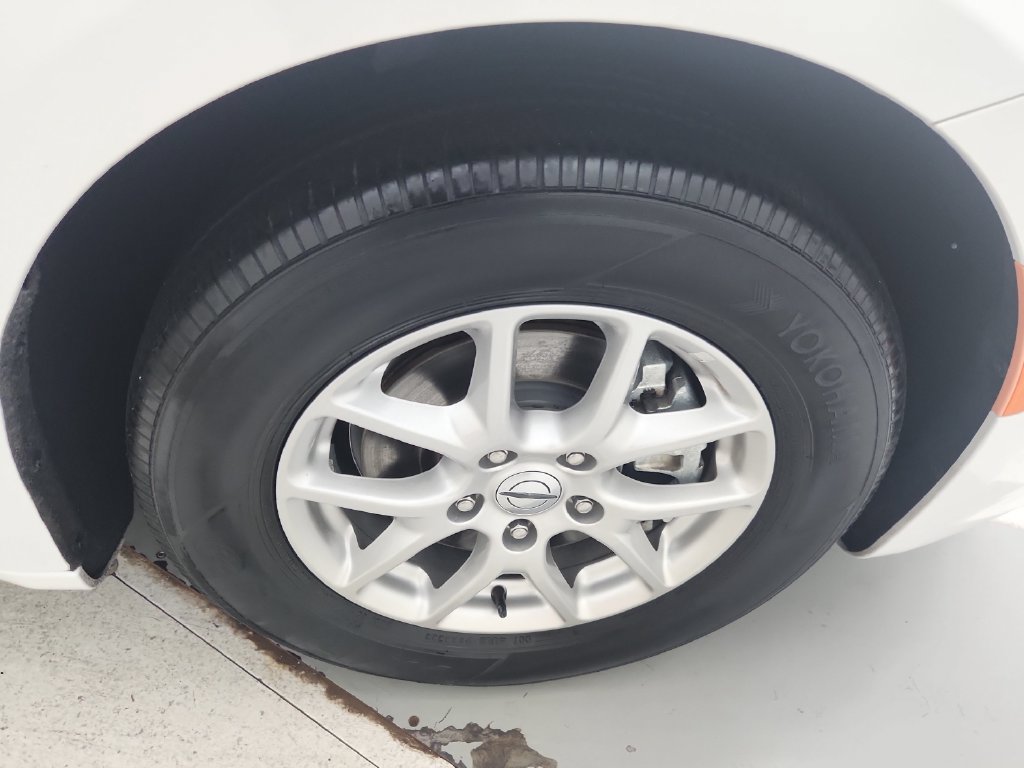 Certified 2024 Chrysler Pacifica Touring-L FWD image 37