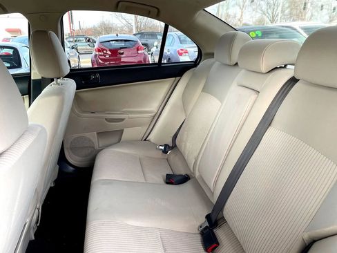 Used 2014 Mitsubishi Lancer ES image 10
