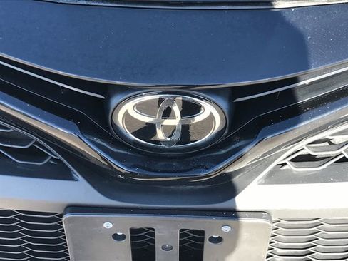 Used 2023 Toyota Camry SE image 29