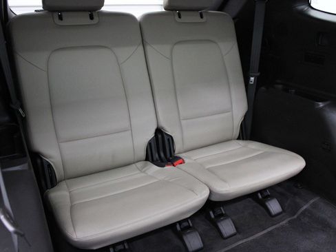 Used 2018 Hyundai Santa Fe Limited FWD image 13