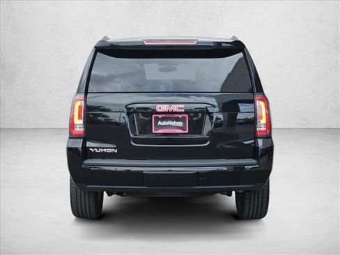 Used 2018 GMC Yukon SLE w/ HD Trailering Package AWD/4WD image 7