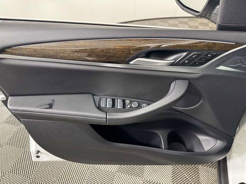 Used 2024 BMW X3 xDrive30i w/ Convenience Package image 17