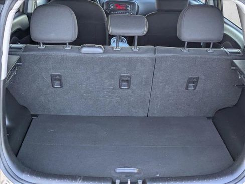 Used 2015 Kia Soul + FWD image 6