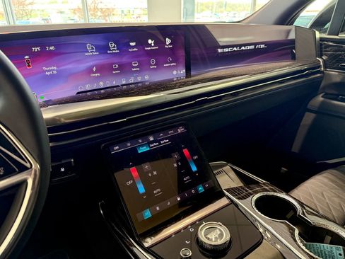 New 2026 Cadillac Escalade IQL Sport 1 w/ LPO, ONYX Package image 17