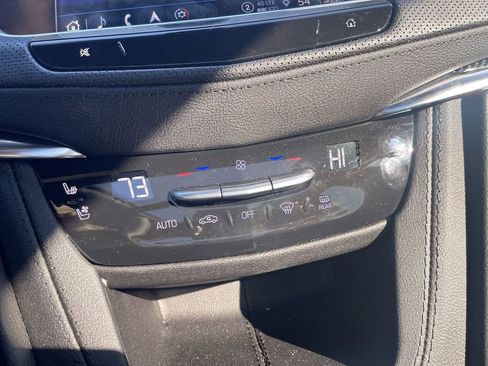 Certified 2023 Cadillac XT5 Sportv w/ Technology Package image 18